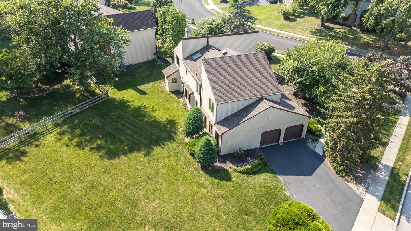 1419 Barton Dr