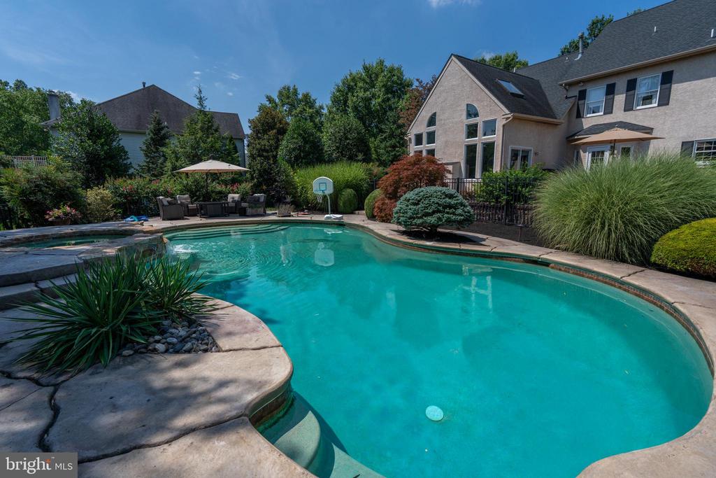 101 Channelhouse Rd
