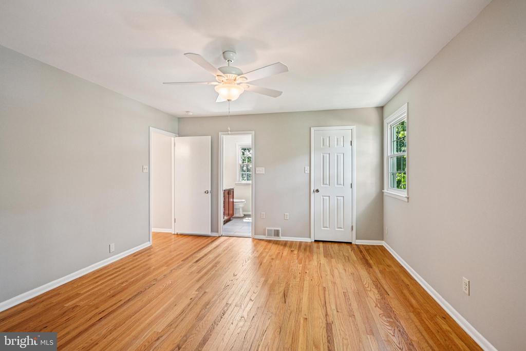 1655 Jarrettown Rd