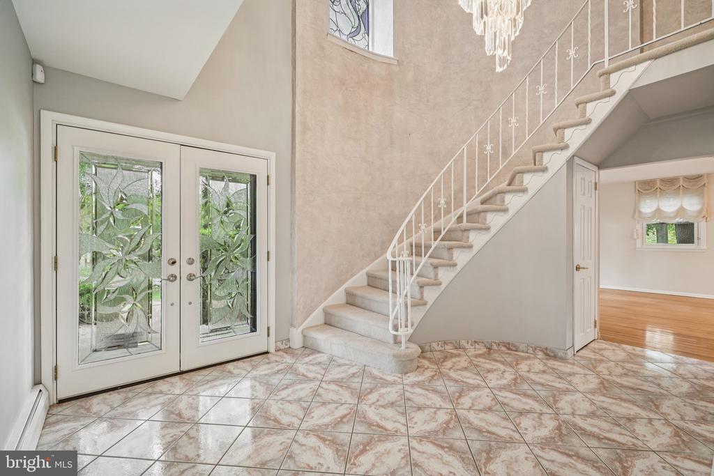 3617 Sipler Ln