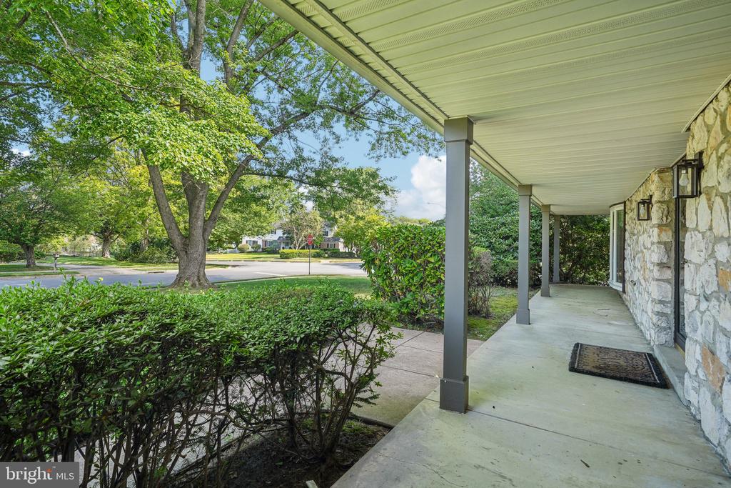 3617 Sipler Ln