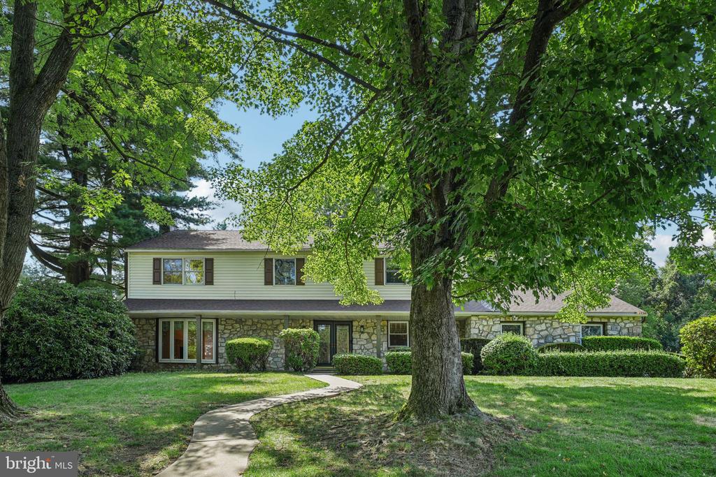 3617 Sipler Ln