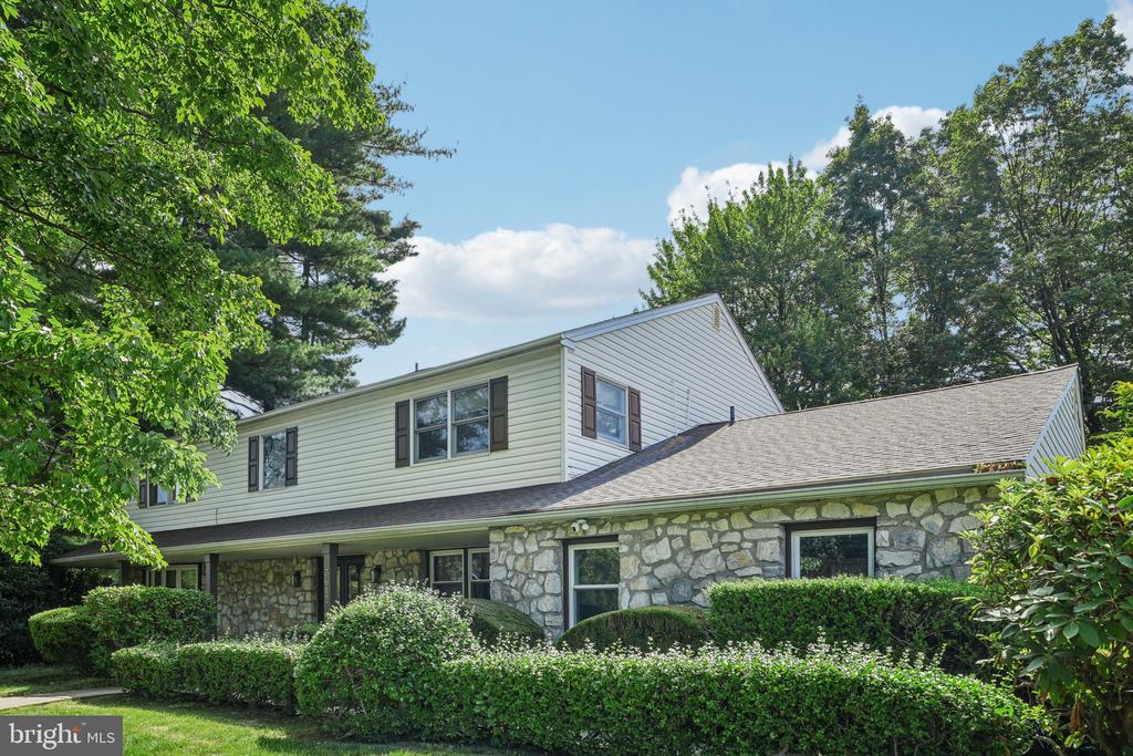 3617 Sipler Ln