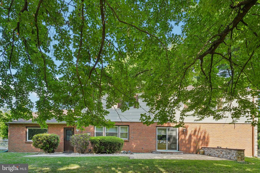 3617 Sipler Ln
