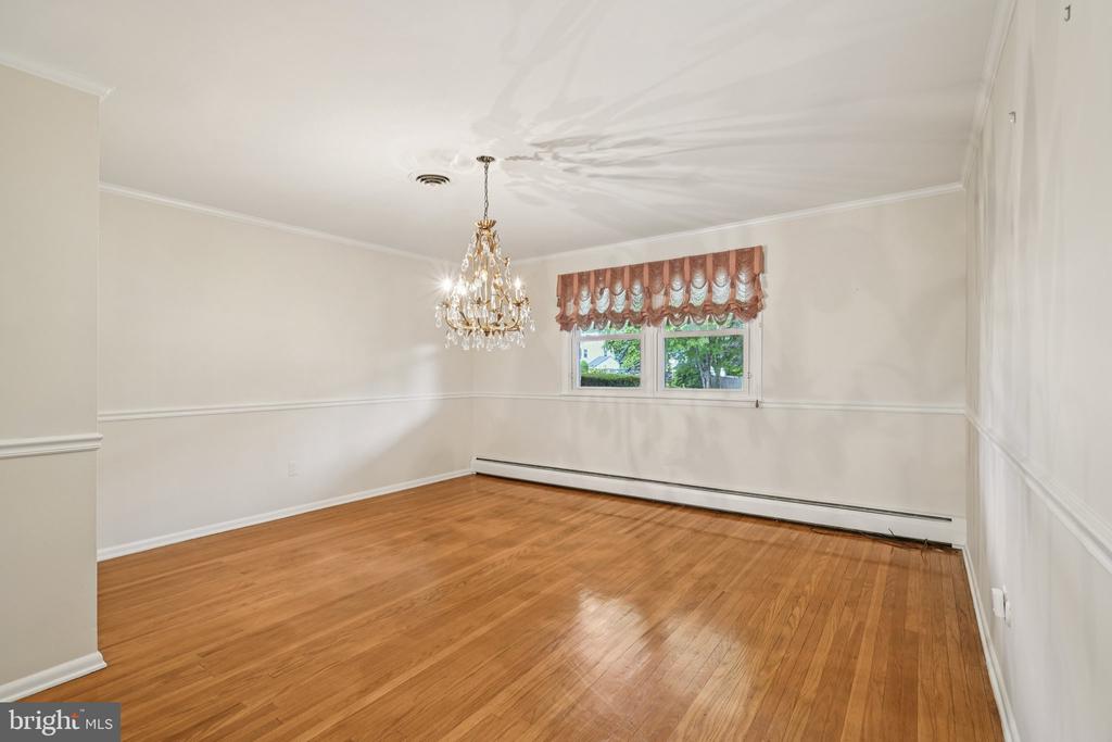 3617 Sipler Ln