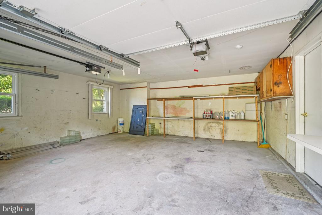 3617 Sipler Ln