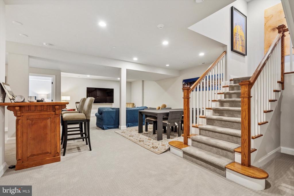 510 Valley Green Ct