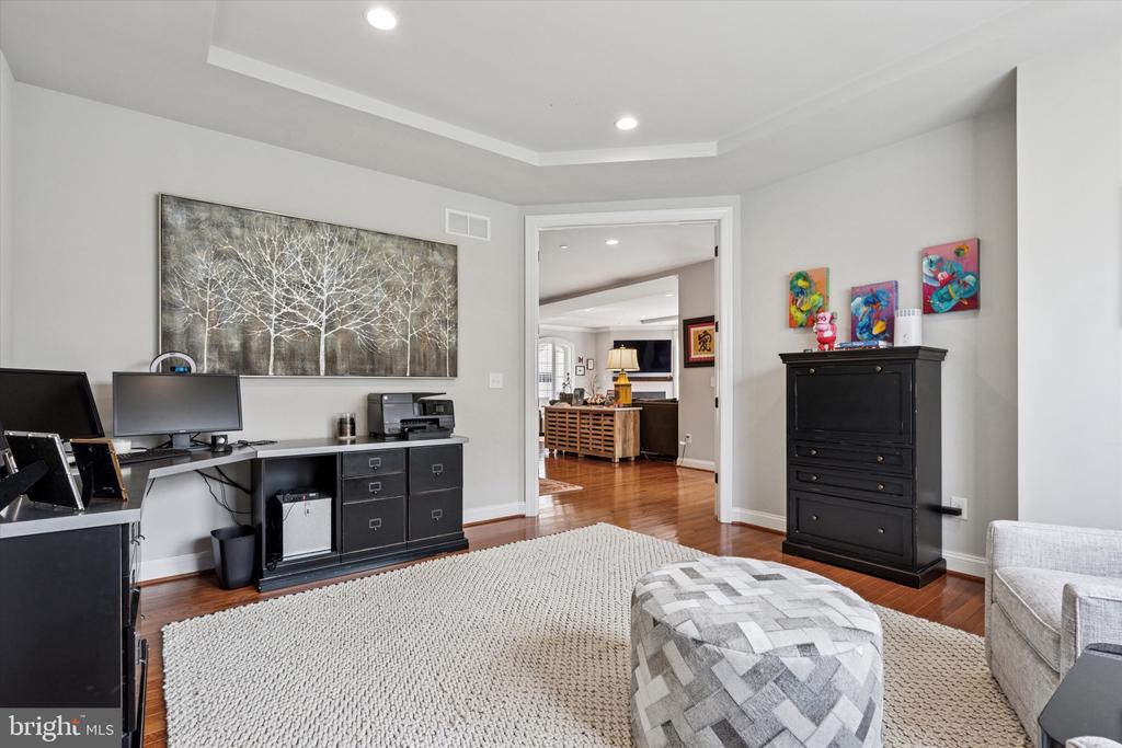 510 Valley Green Ct