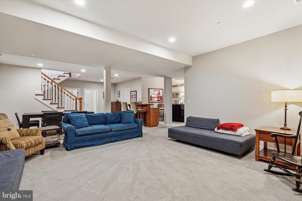 510 Valley Green Ct
