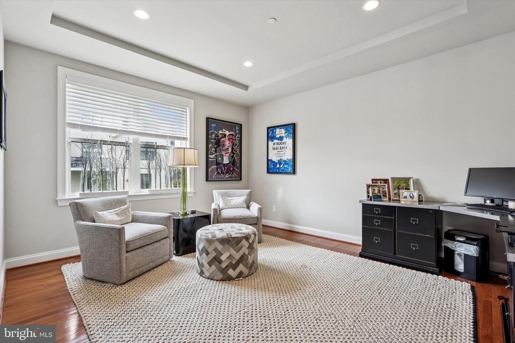 510 Valley Green Ct