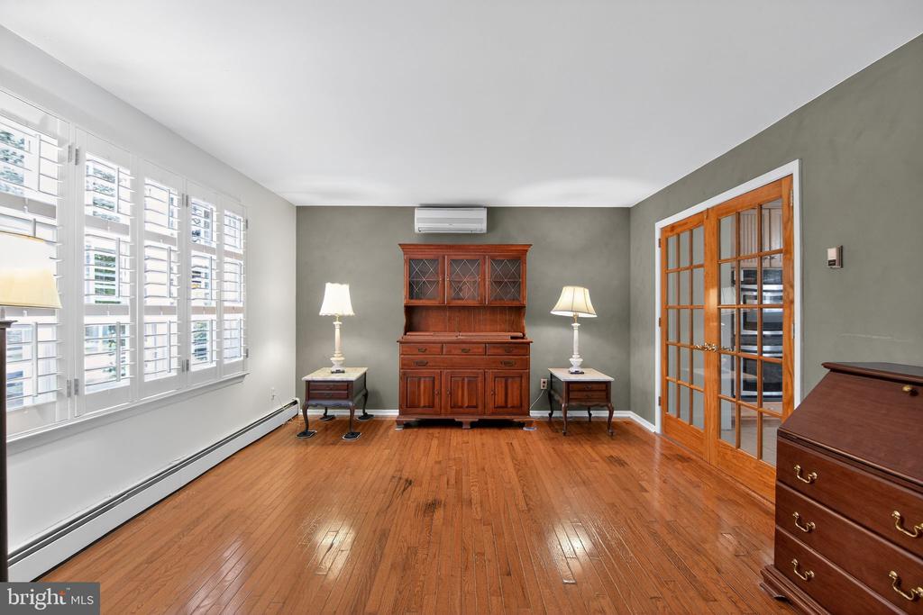 3133 Eisenhower Rd