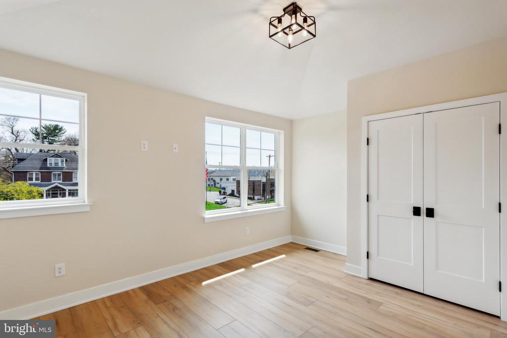 1236 BUTLER PIKE PIKE #UNIT 2
