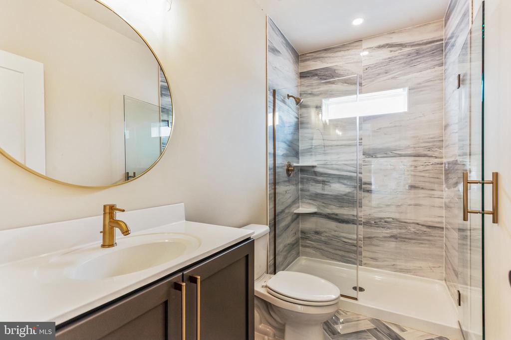 1236 BUTLER PIKE PIKE #UNIT 2