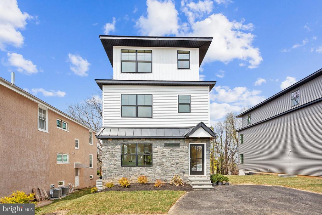 1236 BUTLER PIKE PIKE #UNIT 2