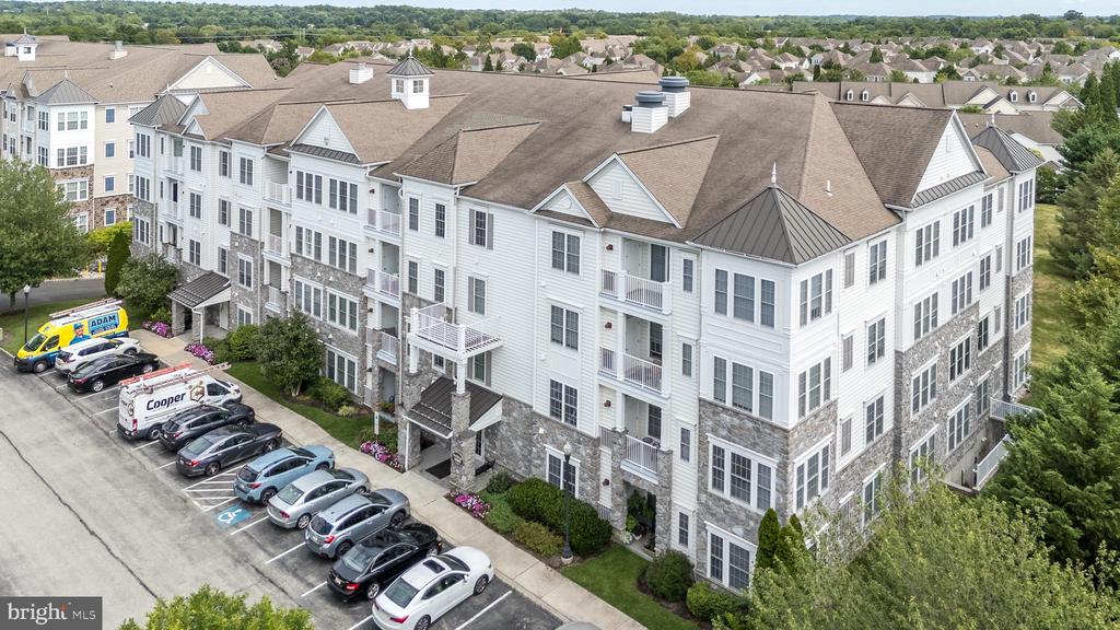 1303 LILAC COURT