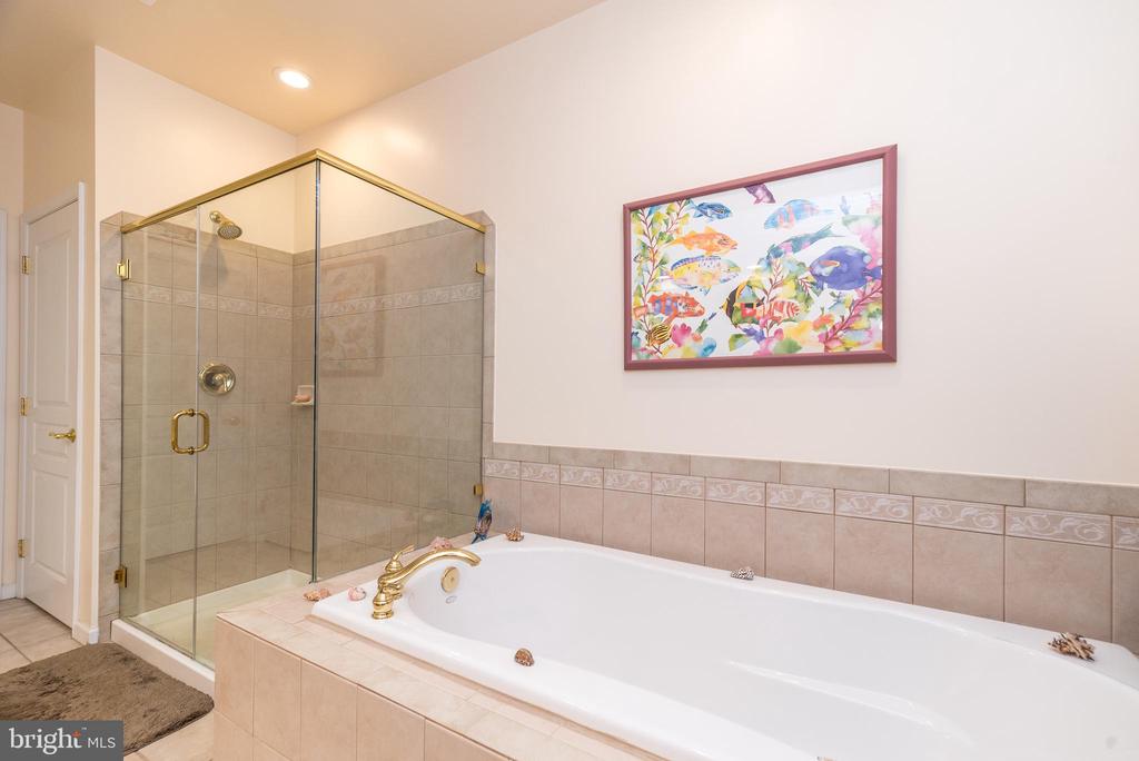 1303 LILAC COURT