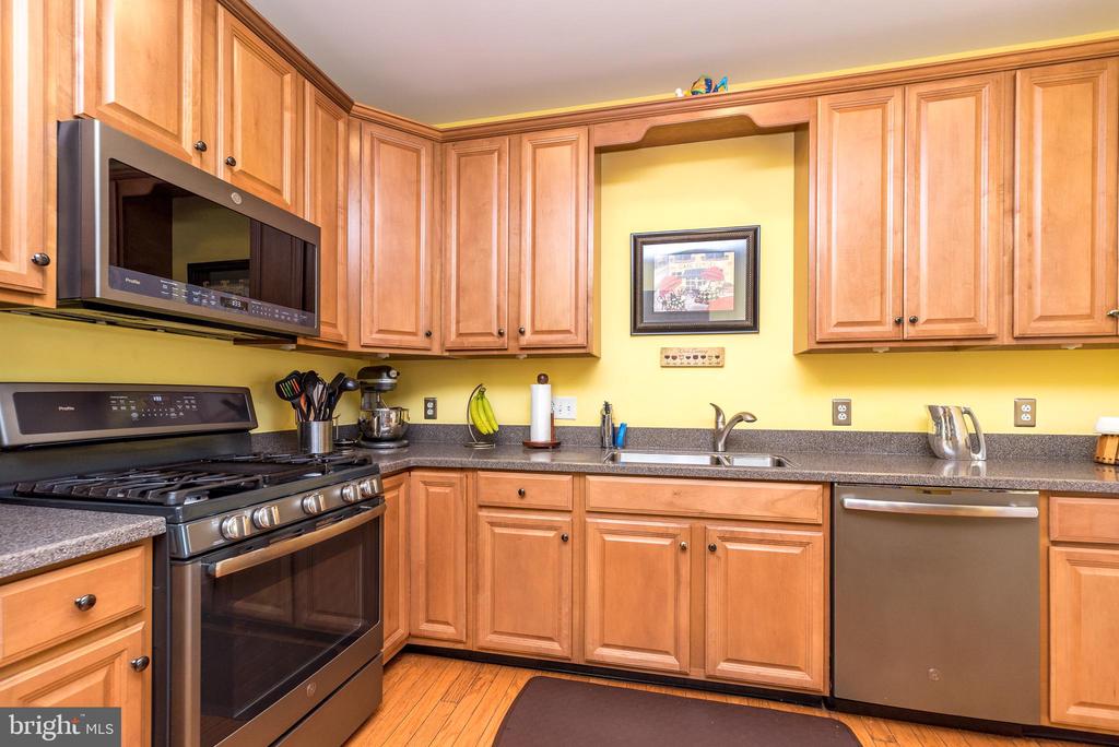 1303 LILAC COURT