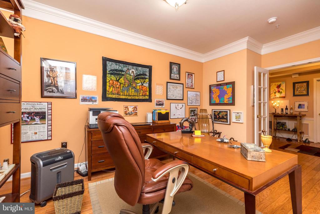 1303 LILAC COURT