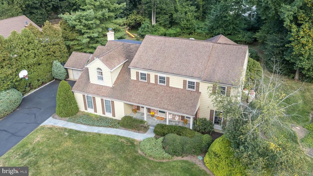 1423 SOUTHWIND WAY