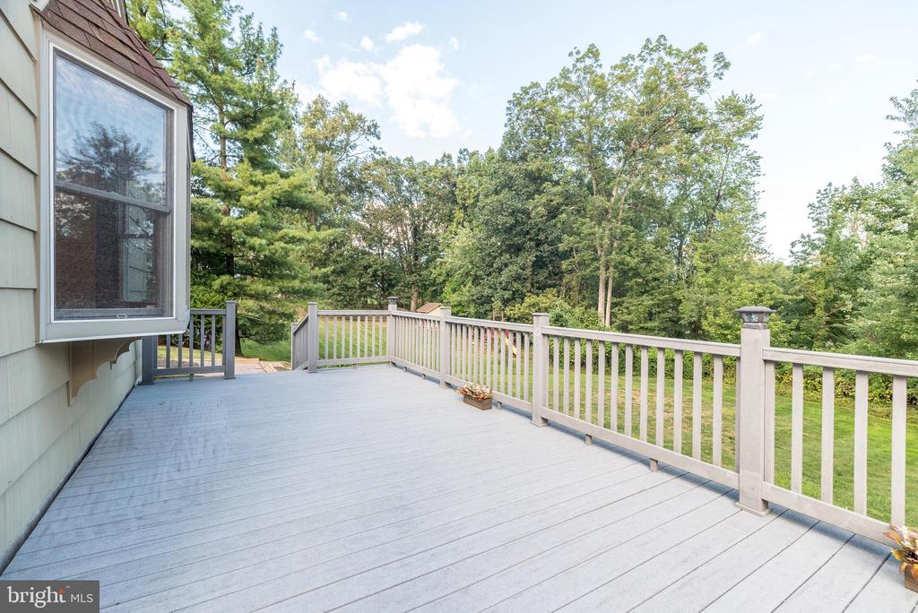 1423 SOUTHWIND WAY