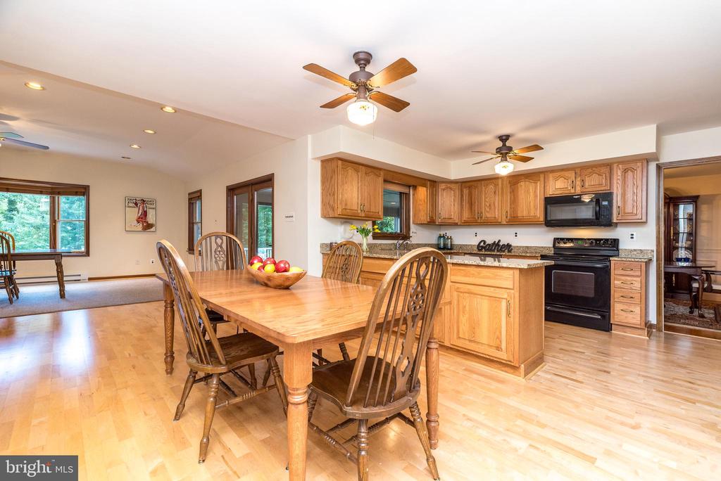 1423 SOUTHWIND WAY