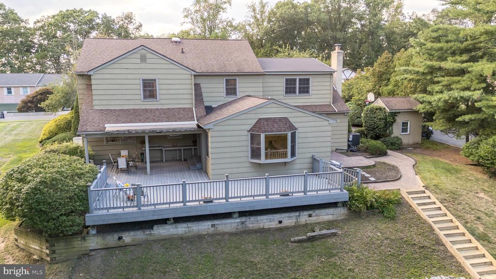 1423 SOUTHWIND WAY