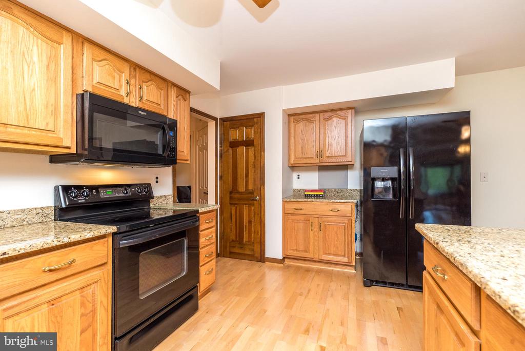 1423 SOUTHWIND WAY