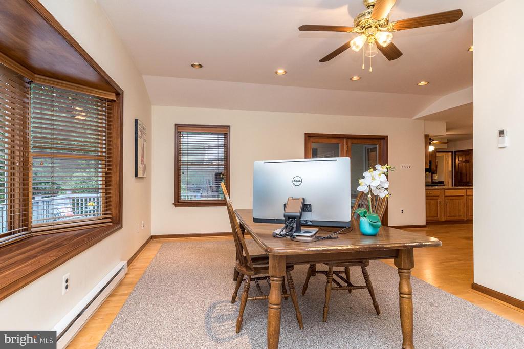 1423 SOUTHWIND WAY