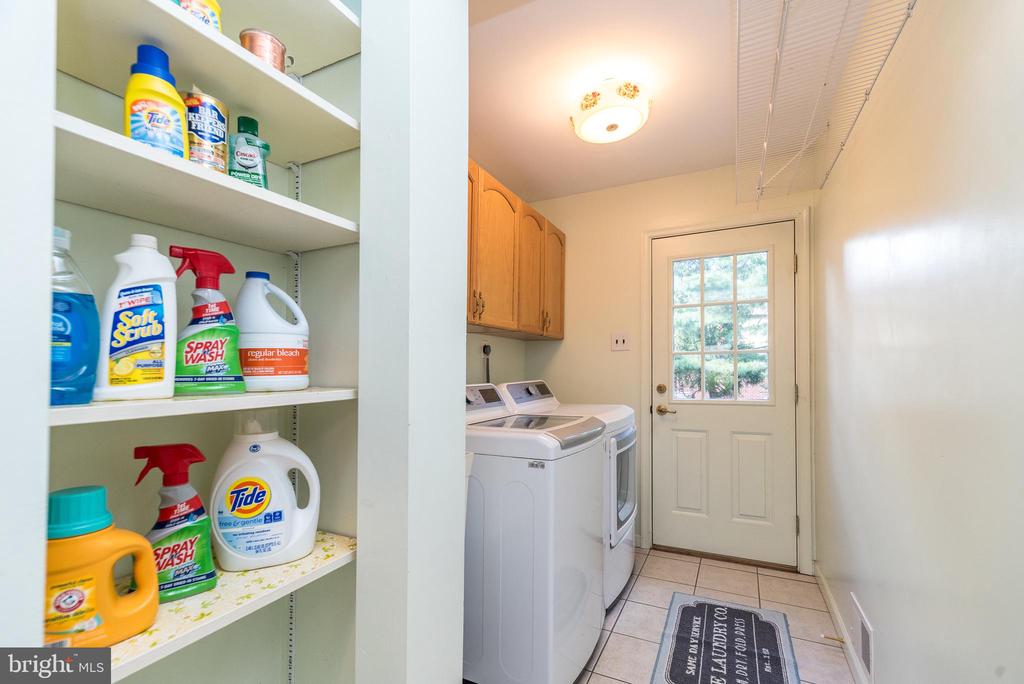 1423 SOUTHWIND WAY