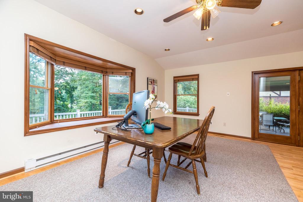 1423 SOUTHWIND WAY