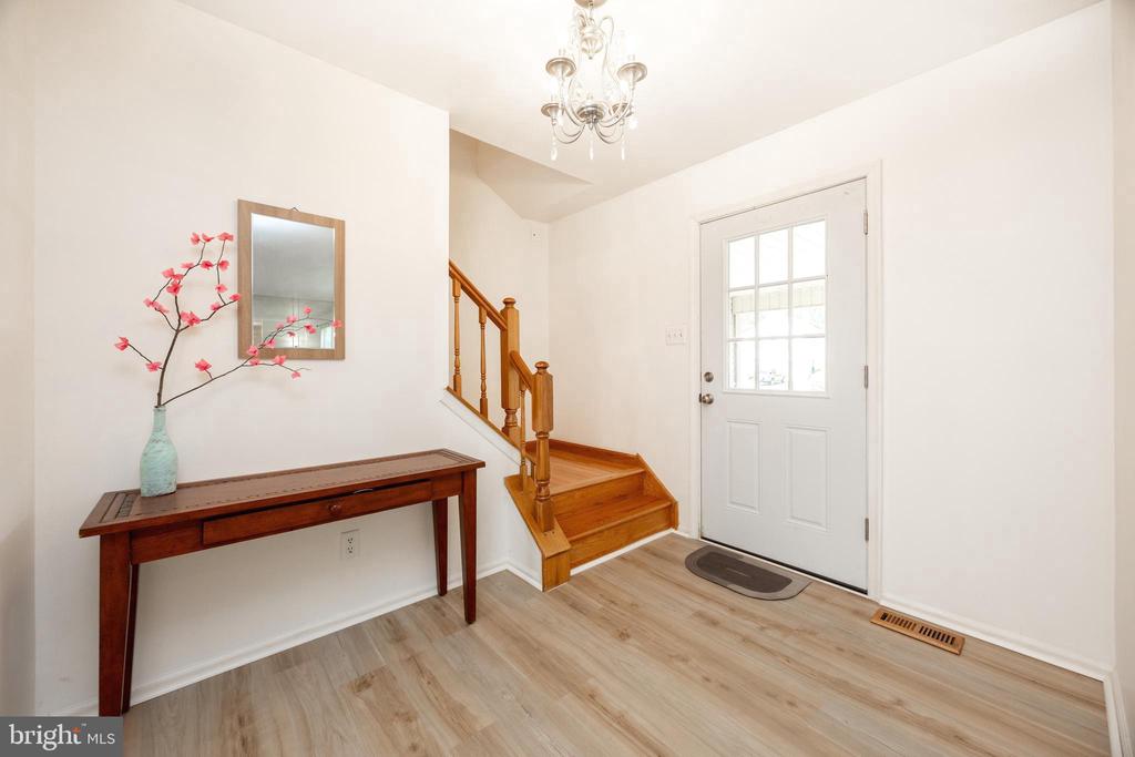 221 WINCHESTER DRIVE