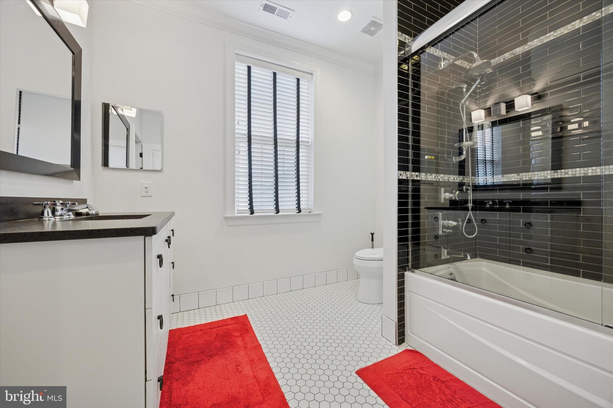 6150 CREEKSIDE DRIVE