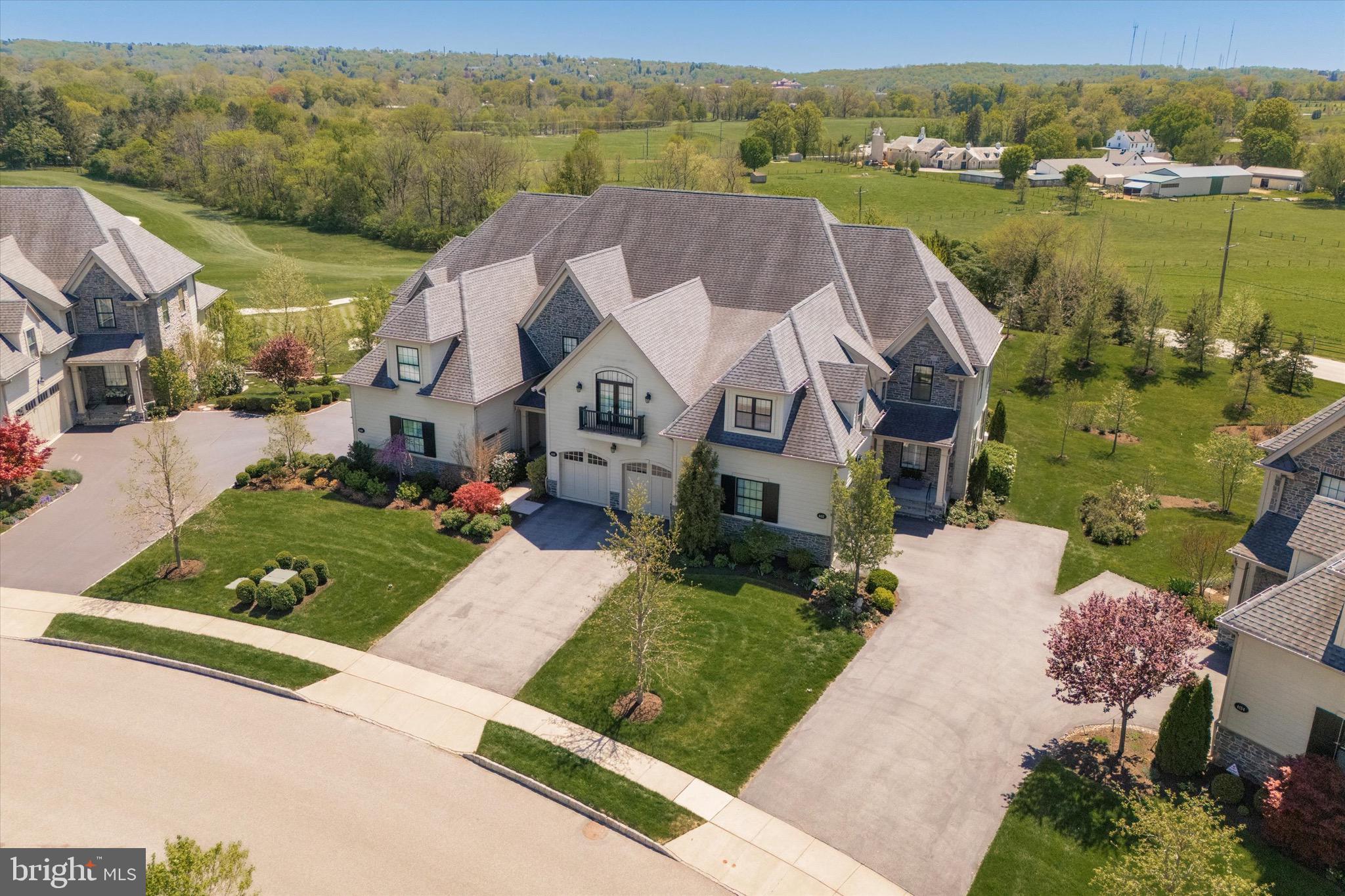 6150 CREEKSIDE DRIVE