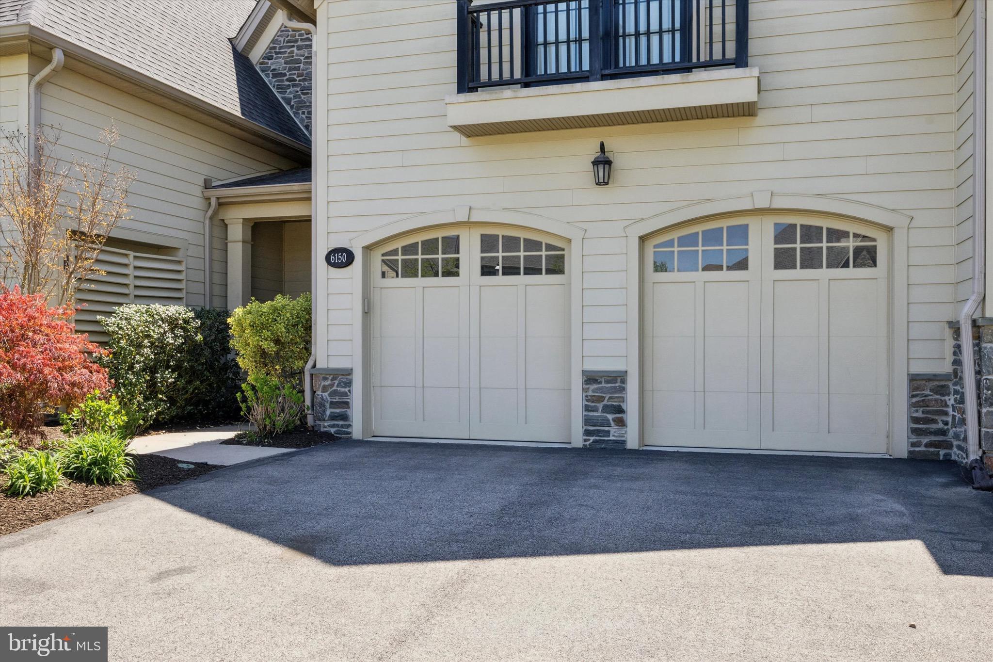 6150 CREEKSIDE DRIVE