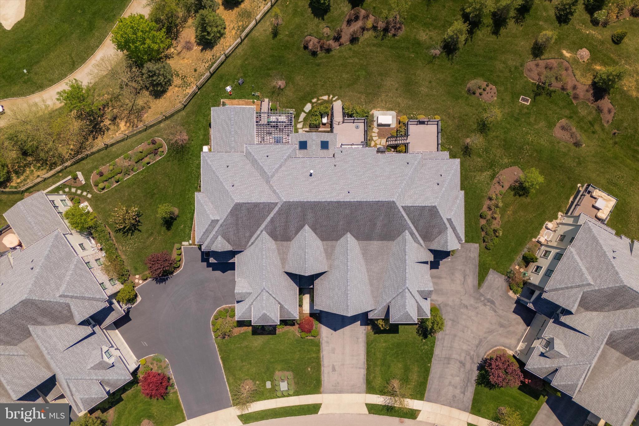 6150 CREEKSIDE DRIVE