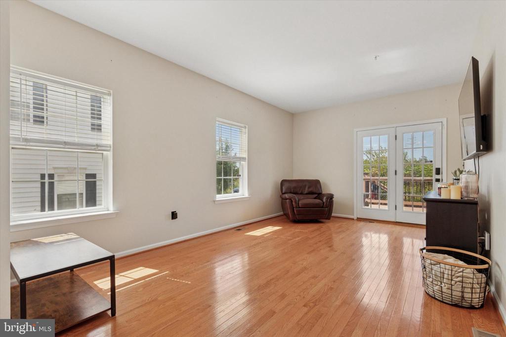 2116 DANVILLE DRIVE