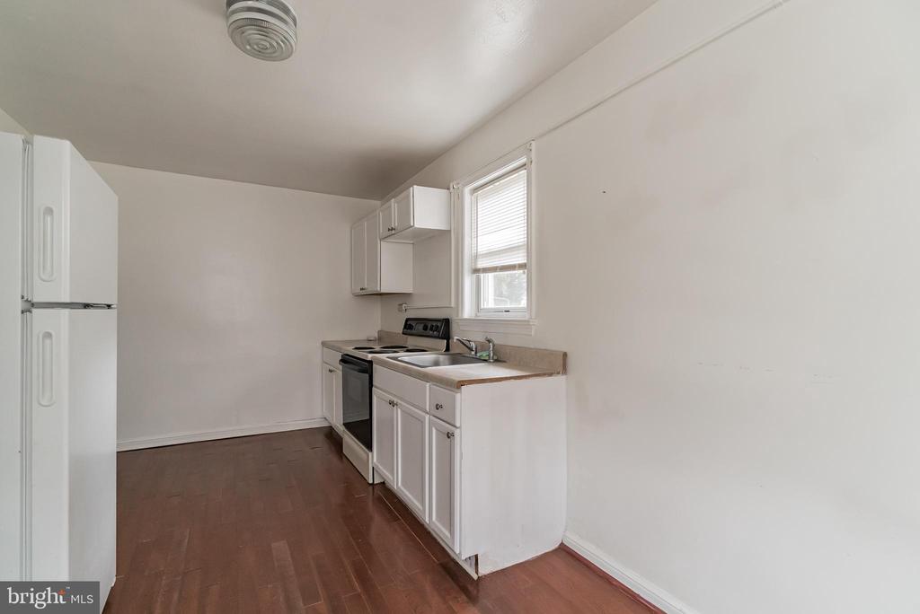 159 JOSEPHINE AVENUE 2N