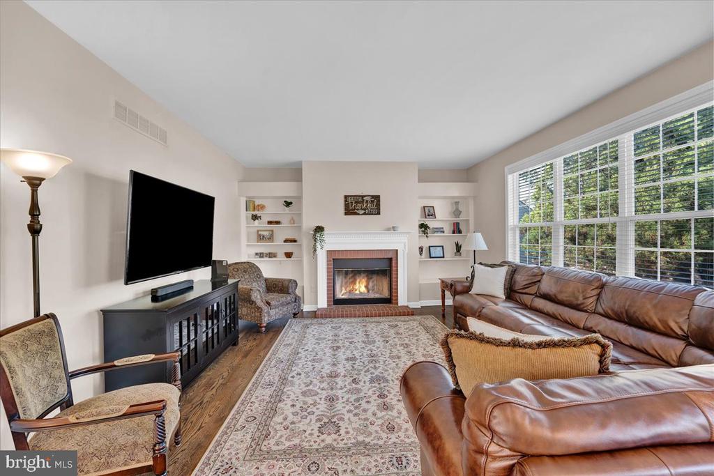 624 CHATSWORTH DRIVE
