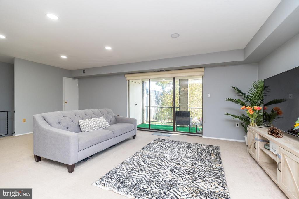 501 N BETHLEHEM PIKE 13-B