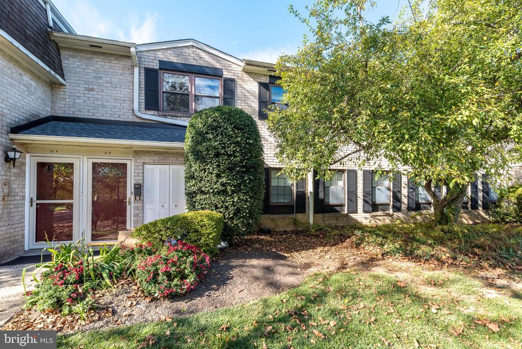 501 N BETHLEHEM PIKE 13-B