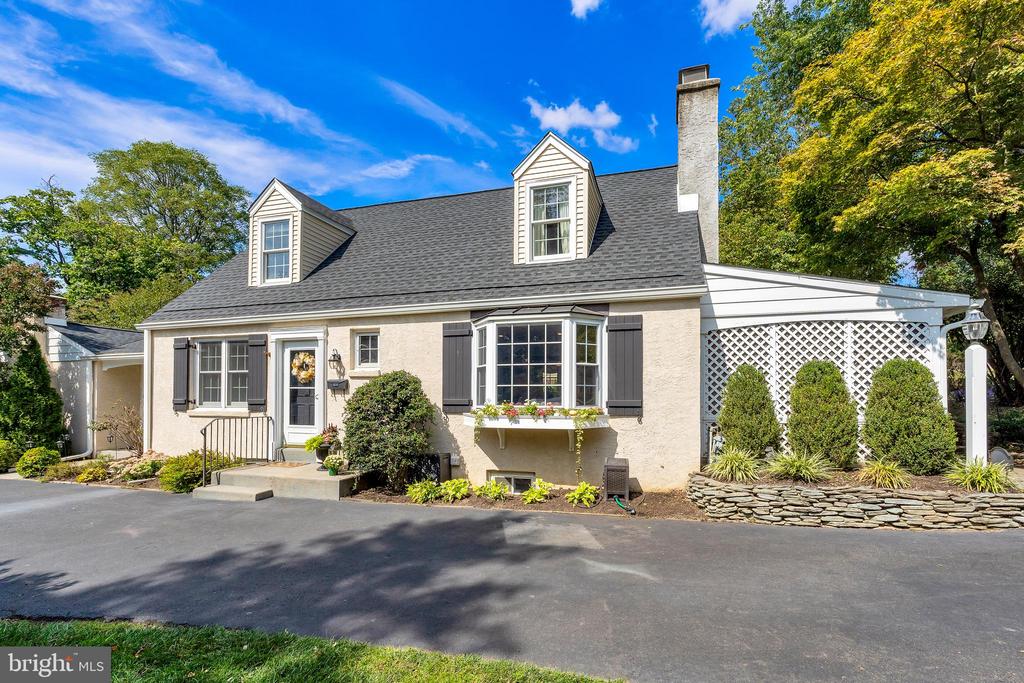 1908 SYCAMORE LANE