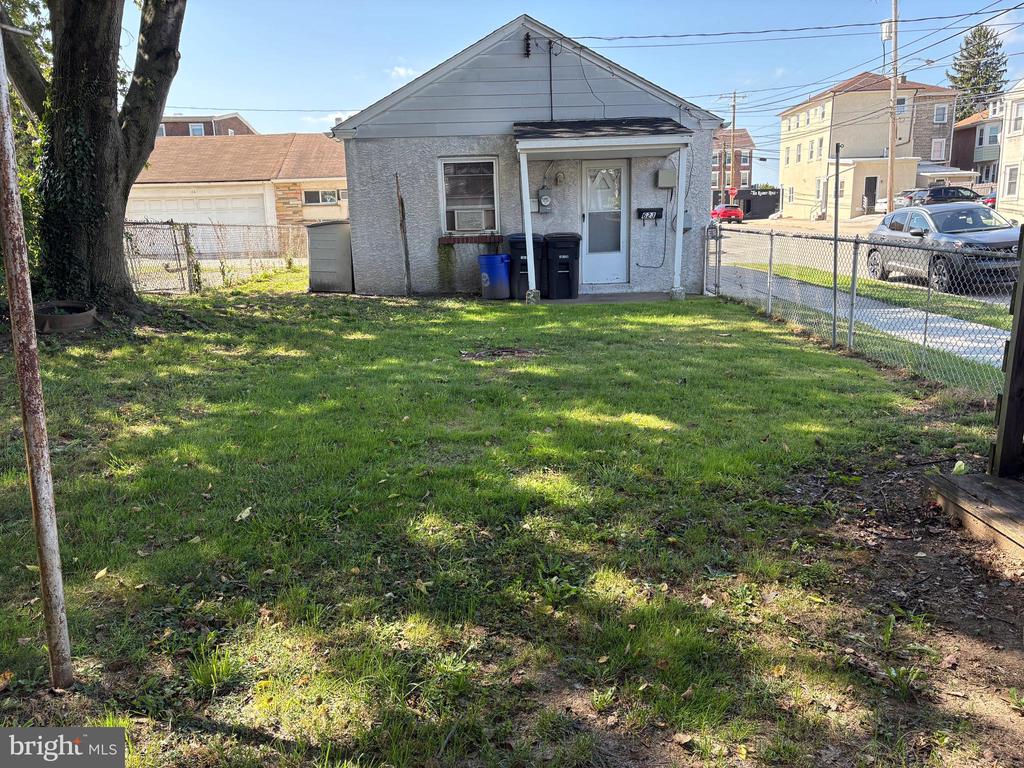167 W 7TH AVENUE