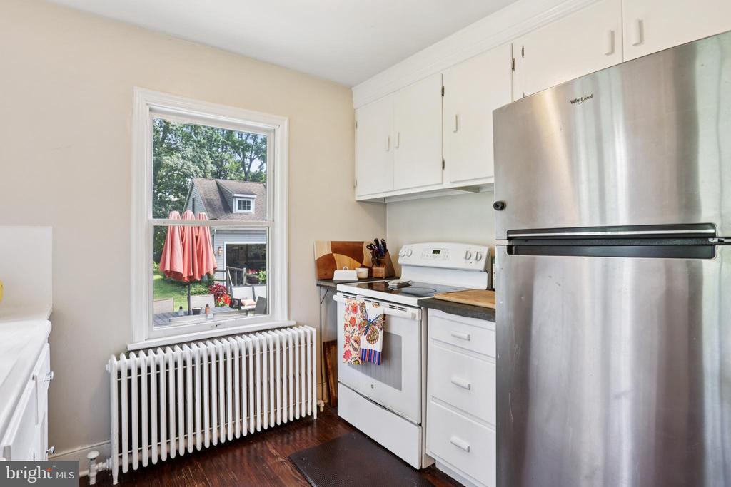 421 COWPATH ROAD