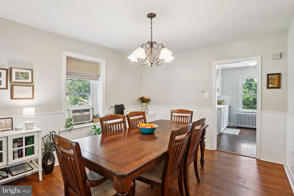 421 COWPATH ROAD