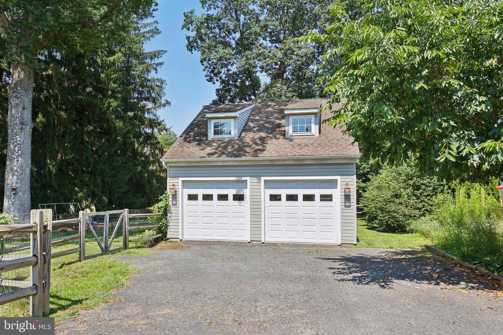 421 COWPATH ROAD