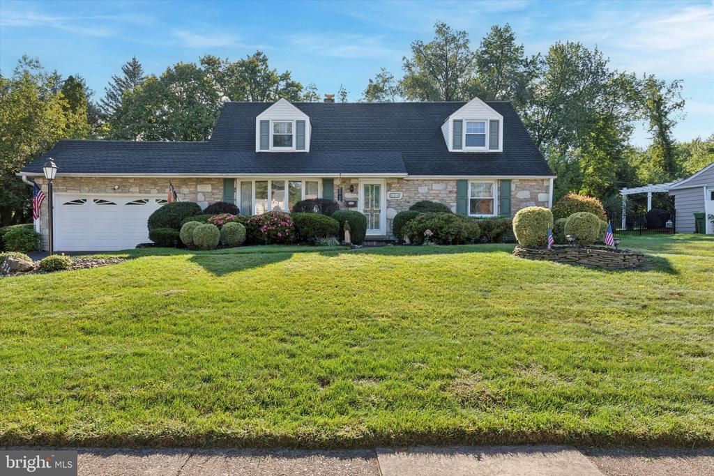 324 VALLEY ROAD
