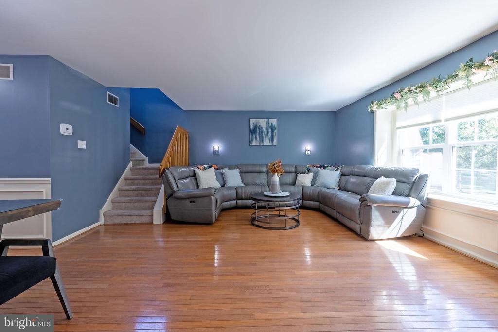 2000 HARVARD DRIVE