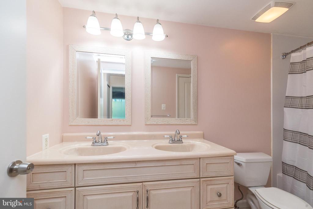 1506 NAOMIS COURT 1506