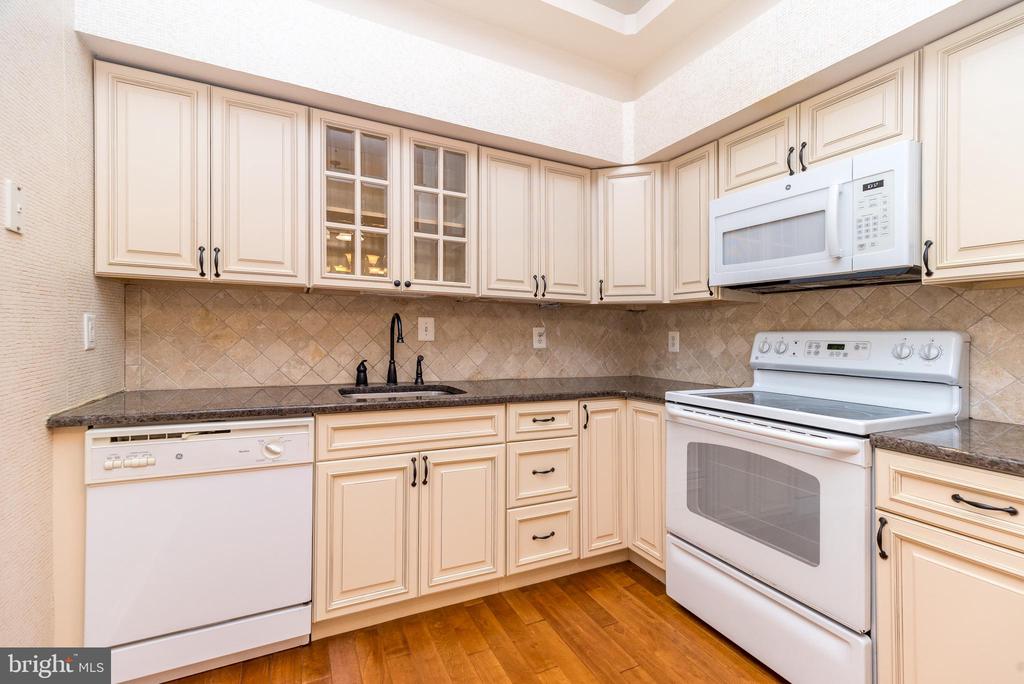 1506 NAOMIS COURT 1506