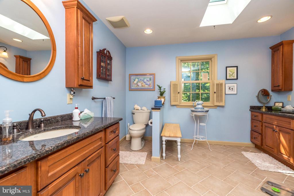 189 FOX RUN ROAD